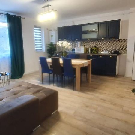 Viv Apartments 210 Floresti  Luaran gambar