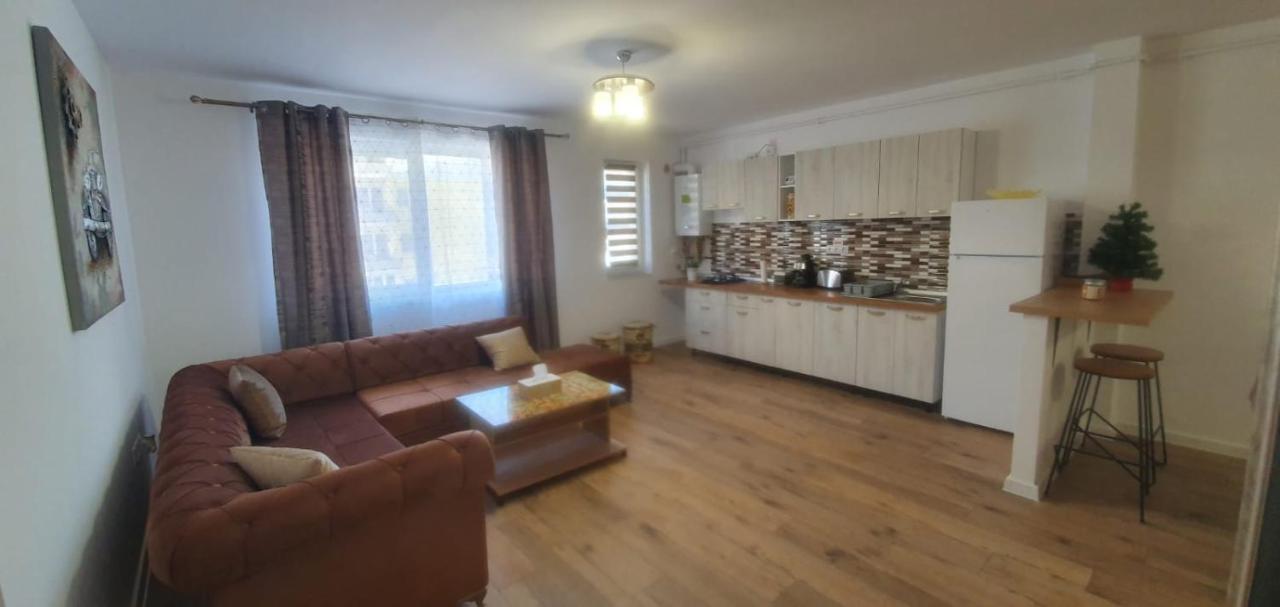 Viv Apartments 210 Floresti  Luaran gambar